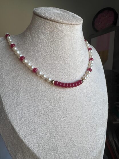 Ruby, Natural Pearls and Gold Hearts Necklace - Image 5