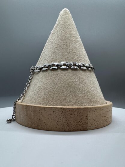 Handcrafted Chain Bracelet in Gold or Silver - Image 6