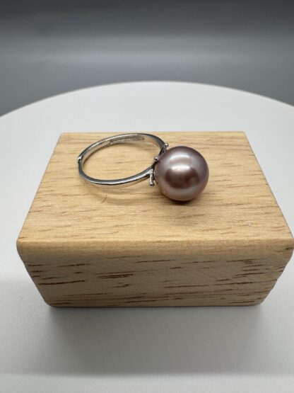 Mirror Luster Purple Edison Solitaire Pearl Ring - Image 8