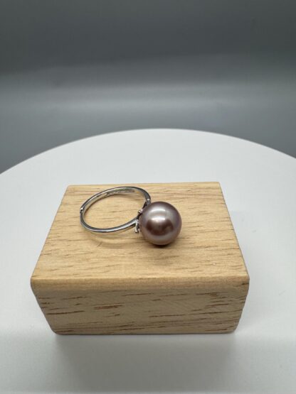 Mirror Luster Purple Edison Solitaire Pearl Ring - Image 10