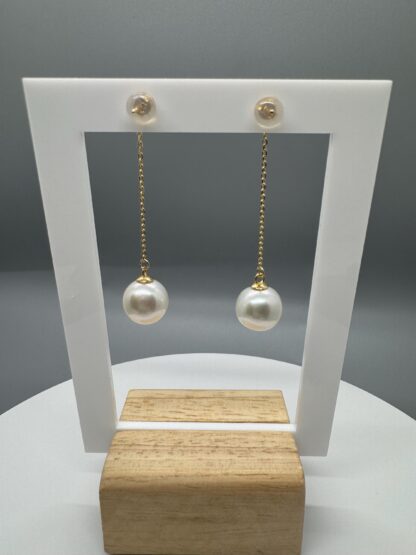 Edison Pearl Drop Earrings in 18k Gold Plated Sterling Silver - Image 10