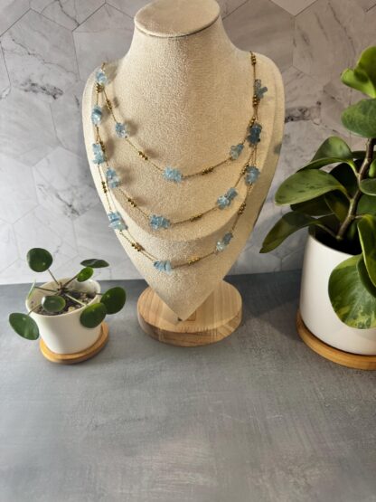 Three-Layer Aquamarine Chip Bead Necklace – 18K Gold PVD Stainless Steel Chain – Adjustable Summer Beachy Layered Necklace - Image 6