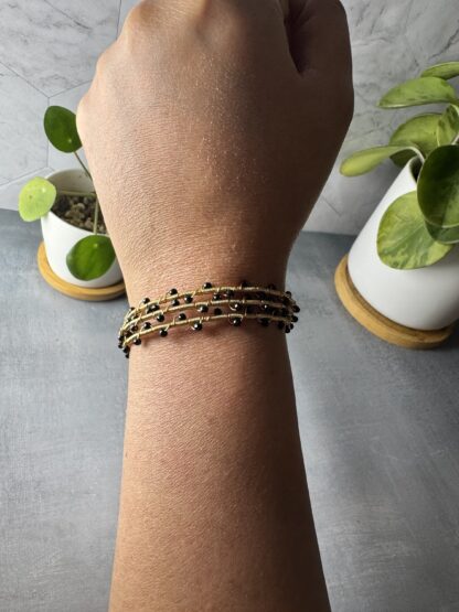 Gold Wire-Wrapped Black Spinel Memory Wire Bracelet – Elegant Autumn Jewelry - Image 4